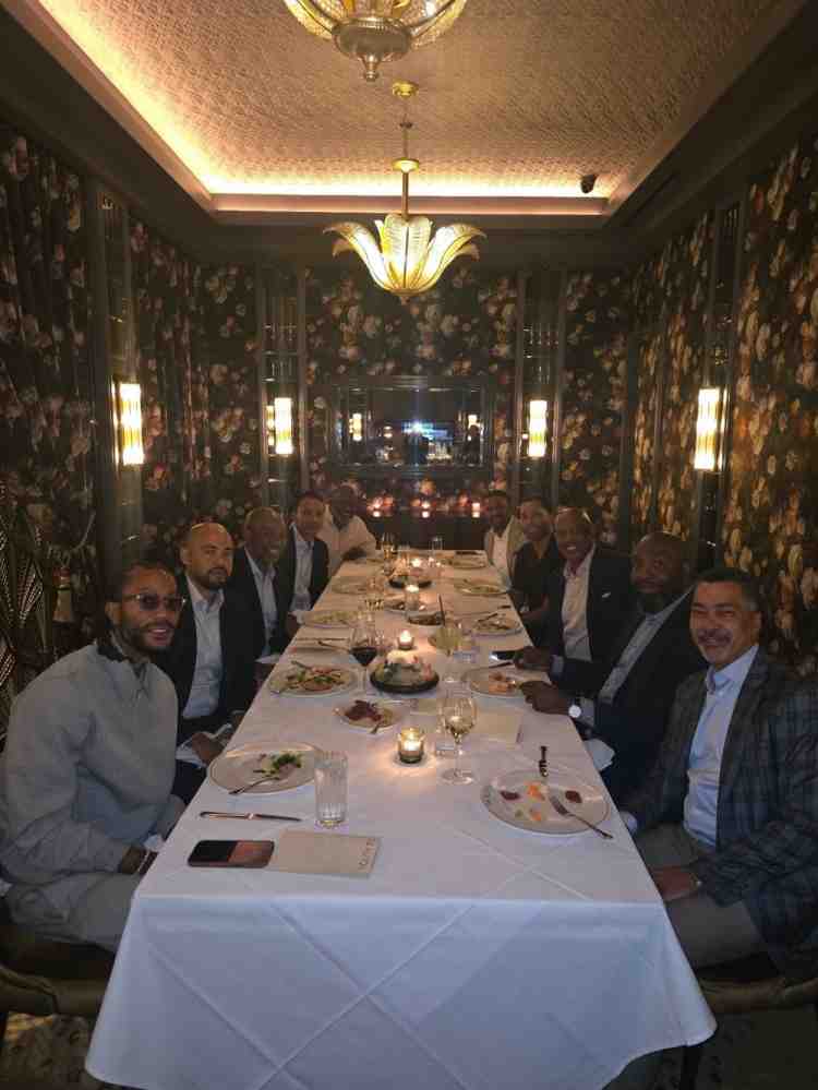 罗斯社媒感慨:伟大不只是天赋 更在于你愿意承担怎样的重量
