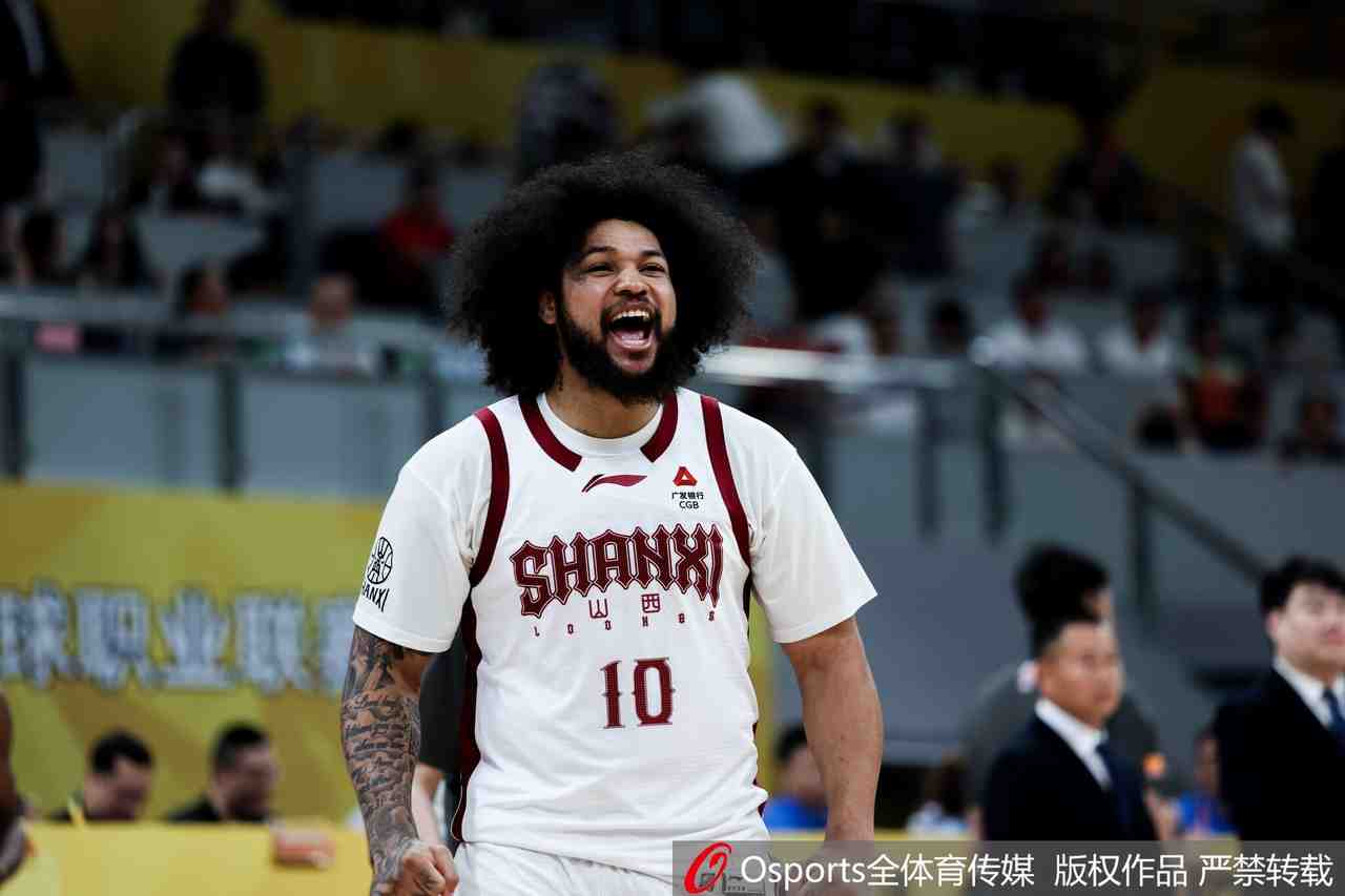 上赛季曾为山西效力!媒体人:北控男篮签约外援戴申·尼克斯