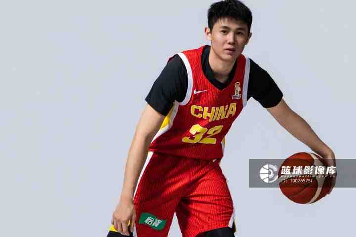 小伙子继续加油!李悦洲进攻端大放异彩 6中6贡献18分3板3助1断