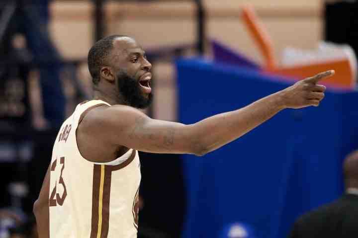 追梦科普NBA发薪:新秀签约可预支15% 有人还能提前拿50%年薪