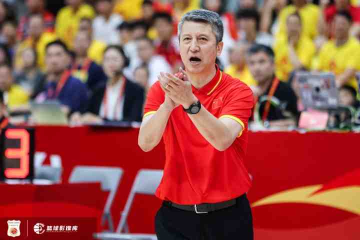 郭士强:两连胜很开心 队员在场上执行我们的要求执行得非常好