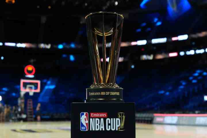 科尔:NBA杯不是神来之笔&但我也没想让它取消 球员们也挺喜欢