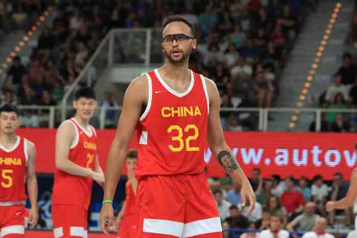 如何提升中国篮球竞争力？李凯尔：让更多外援来CBA打球