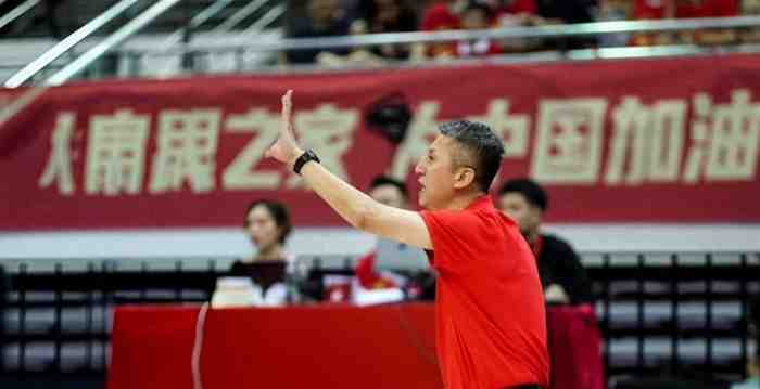 中国男篮亚运38分轻取开门红,连收三大喜讯,郭士强全力剑指金牌