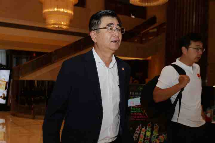 马德兴:宋凯、许基仁分别任亚运中国女足、男足领队,全程督战