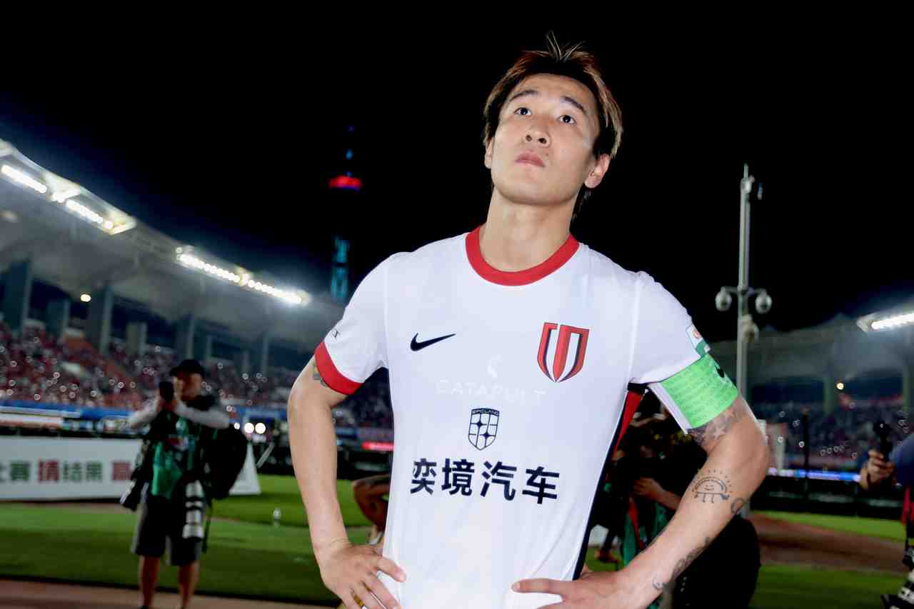 提前报销!韦世豪挑衅公众禁赛3场+累积4黄停赛 本赛季已无缘出场